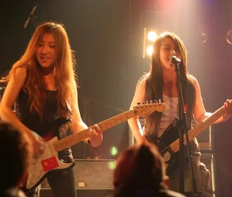 《Queendom – The 6th Mini Album》（夏日女王Red Velvet专辑）